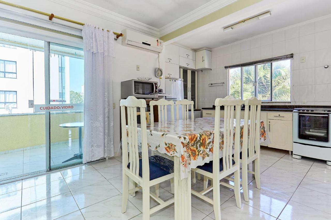 1040 - Departamento 2 Quartos Na Rua Pirajica . 200 M Da Praia Bombinhas Centro Zewnętrze zdjęcie